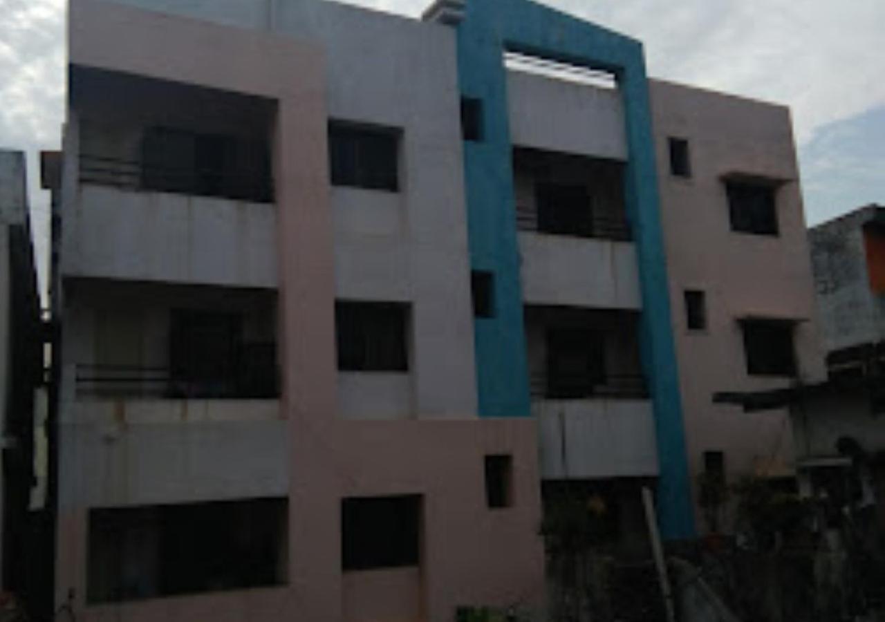 Hotel Mayur Restaurant Chandrapur エクステリア 写真